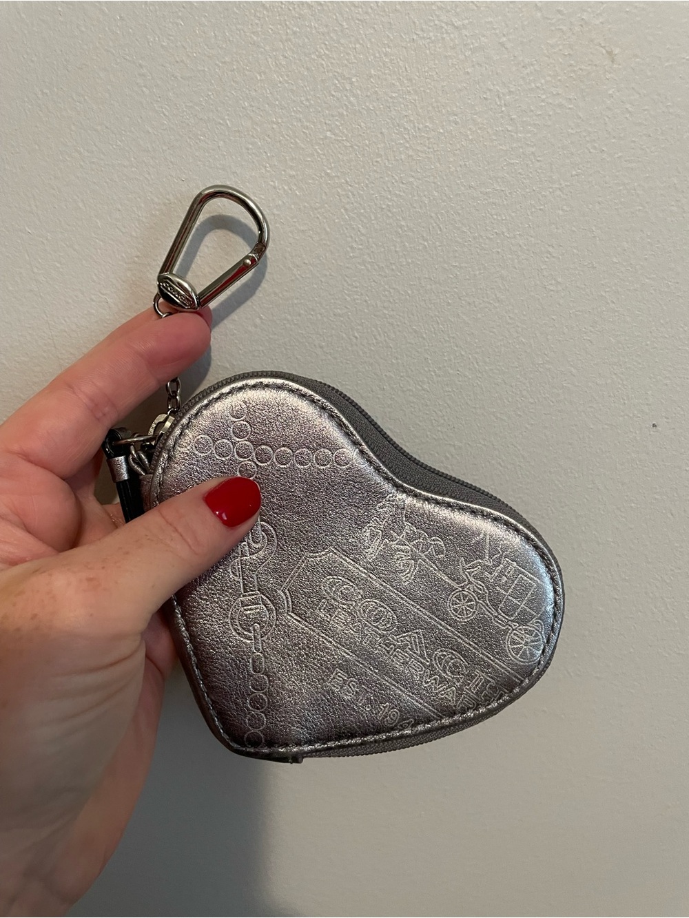COACH Metallic Silver Heart Key & Card Holder with Clip
